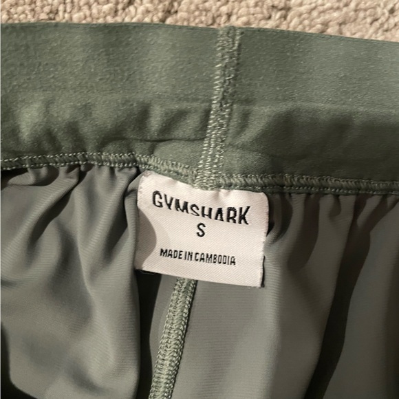 Gymshark Men’s Small Studio 6” Shorts - Picture 3 of 3